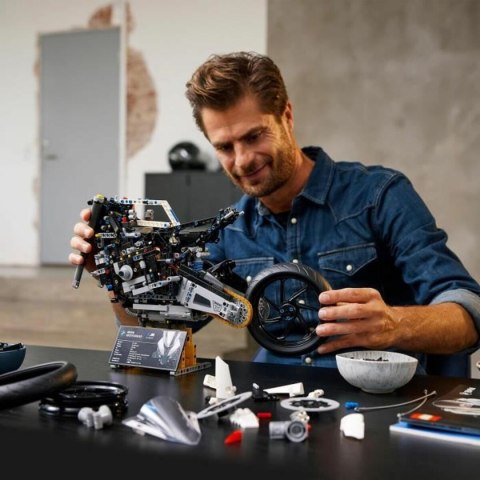Zestaw do budowania Lego Technic BMW M 1000 RR Motorcycle